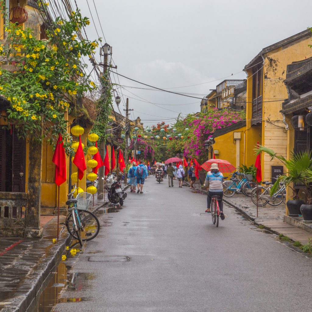 Phố cổ Hội An mùa mưa
