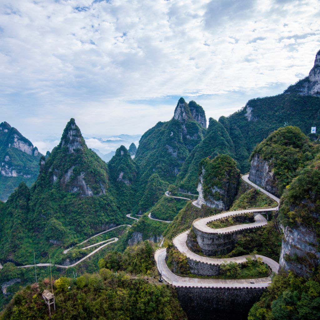 Thiên Môn Sơn (Trương Gia Giới) nhìn từ cáp treo