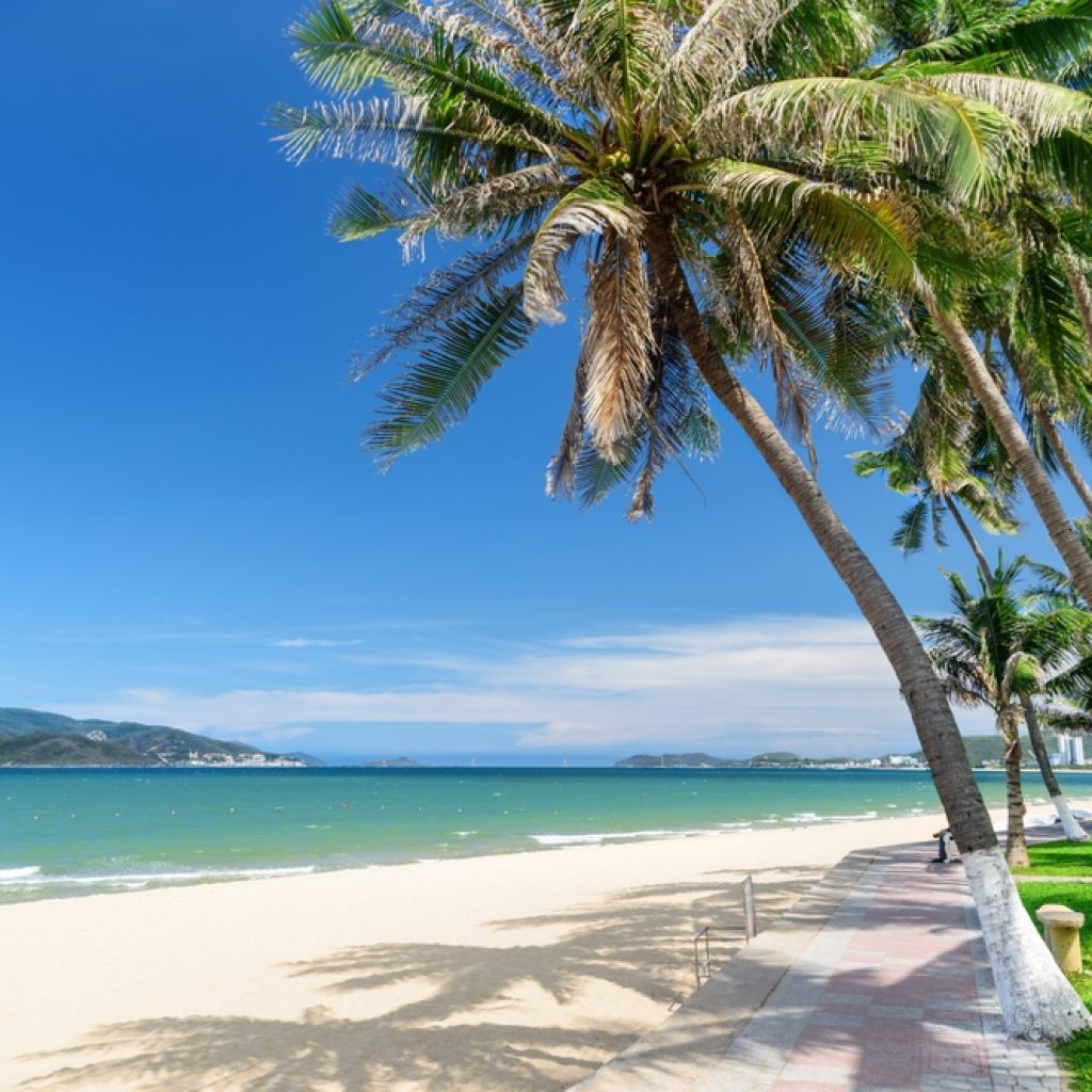 Biển Nha Trang mùa hè