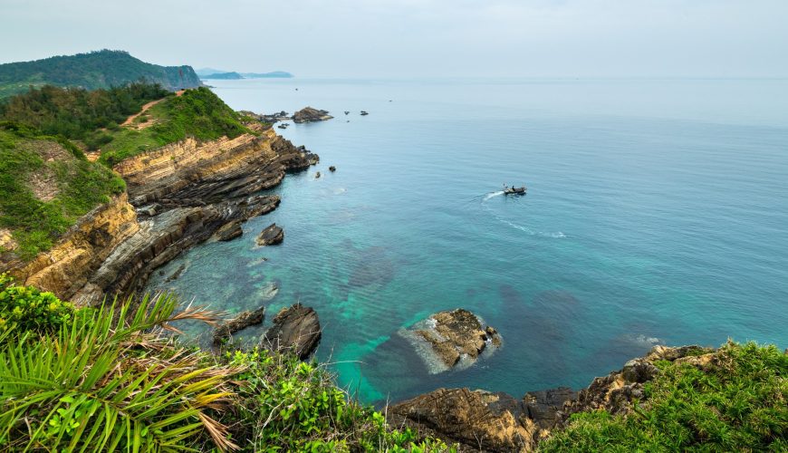 Đi Cô Tô tháng nào đẹp nhất? So sánh 4 giai đoạn trong năm để chọn đúng thời điểm